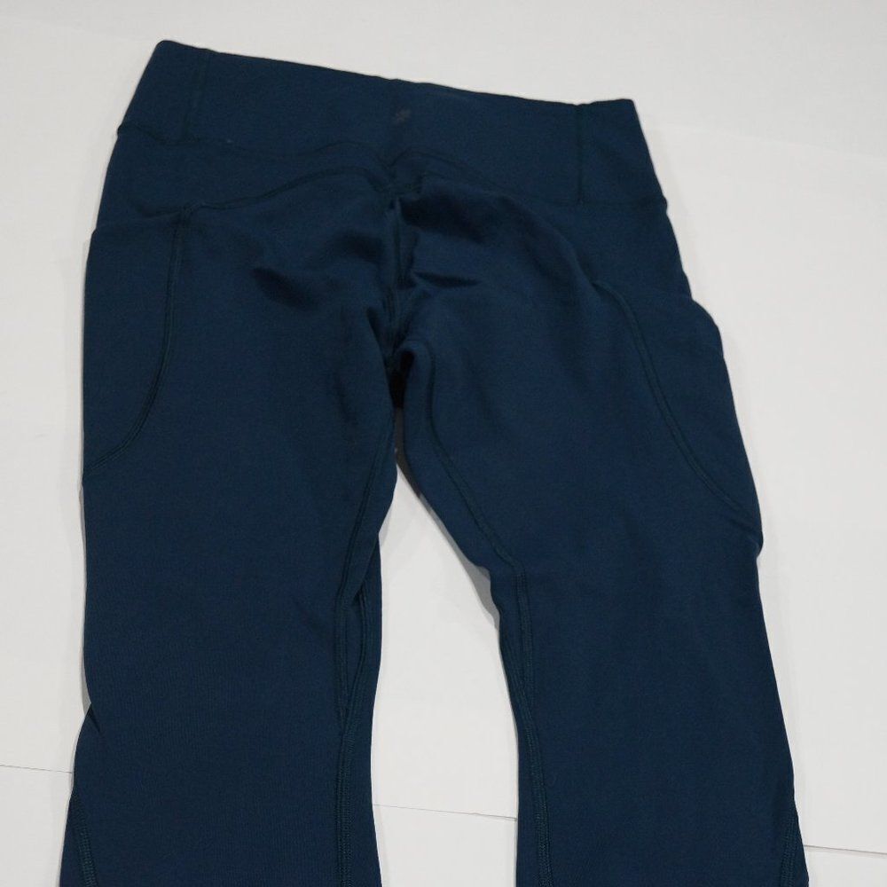 Athleta Up For‎ Anything Capri Leggings with pockets - Size S.